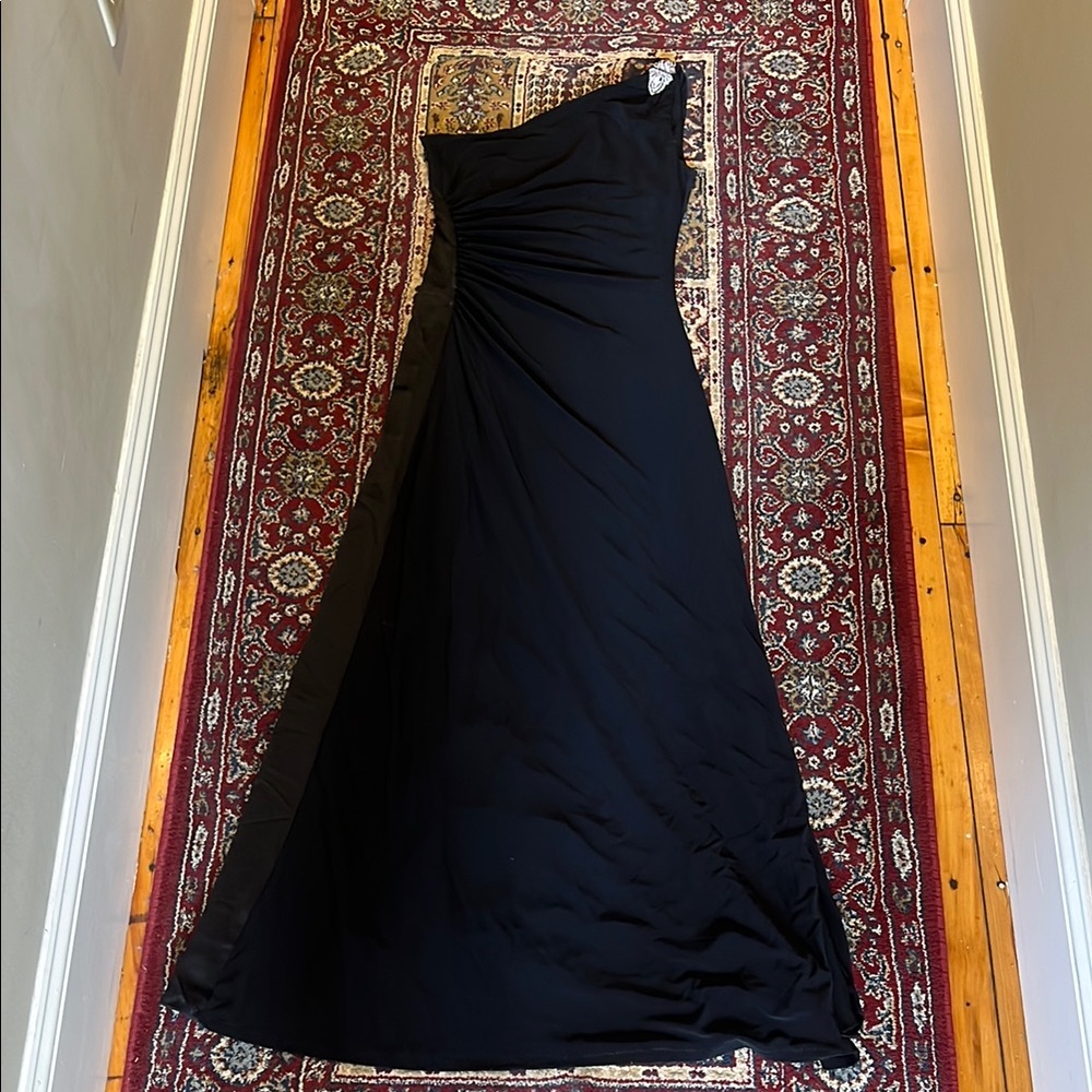 Elegant Black Evening Gown